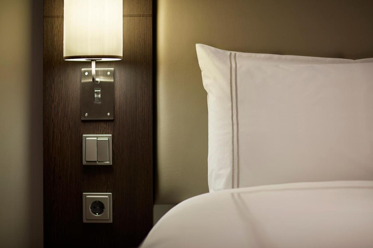 Premier Inn Karlsruhe City Am Wasserturm Eksteriør billede